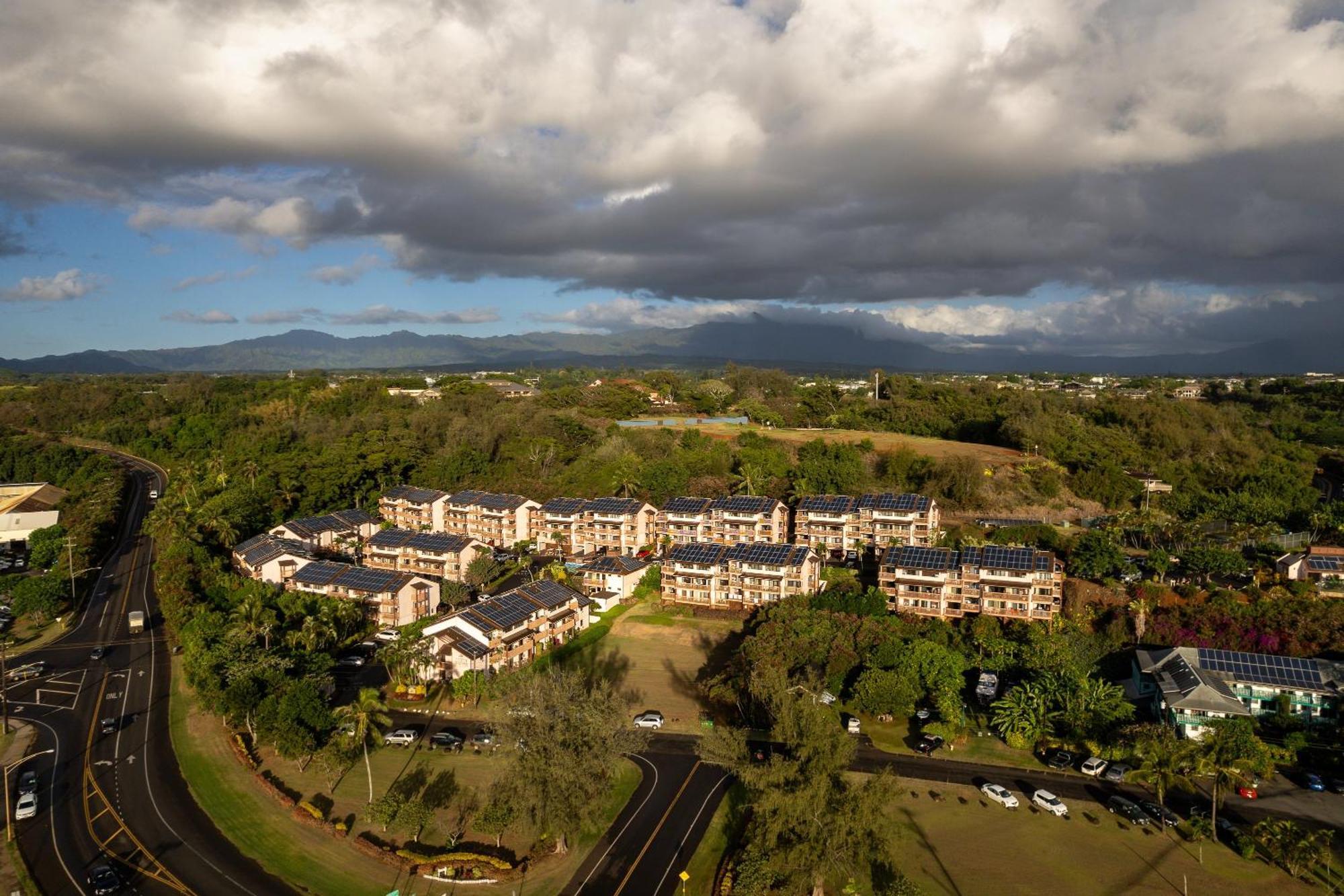 Banyan Harbor Resort Lihue Exterior foto